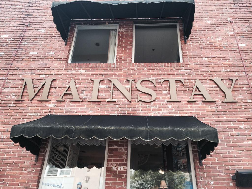 Mainstay Inn Финиксвилл Экстерьер фото