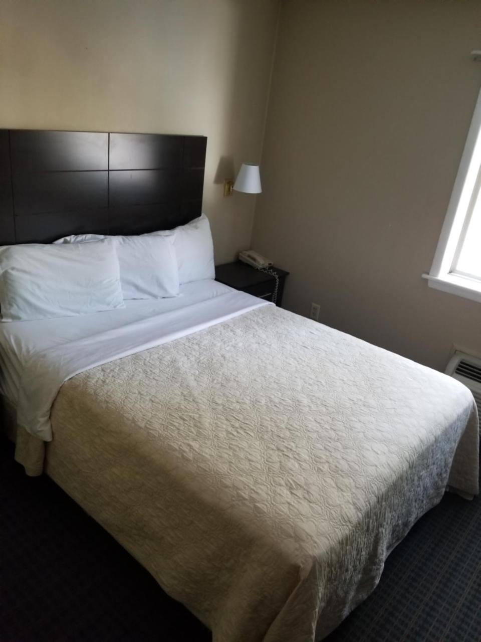 Mainstay Inn Финиксвилл Экстерьер фото