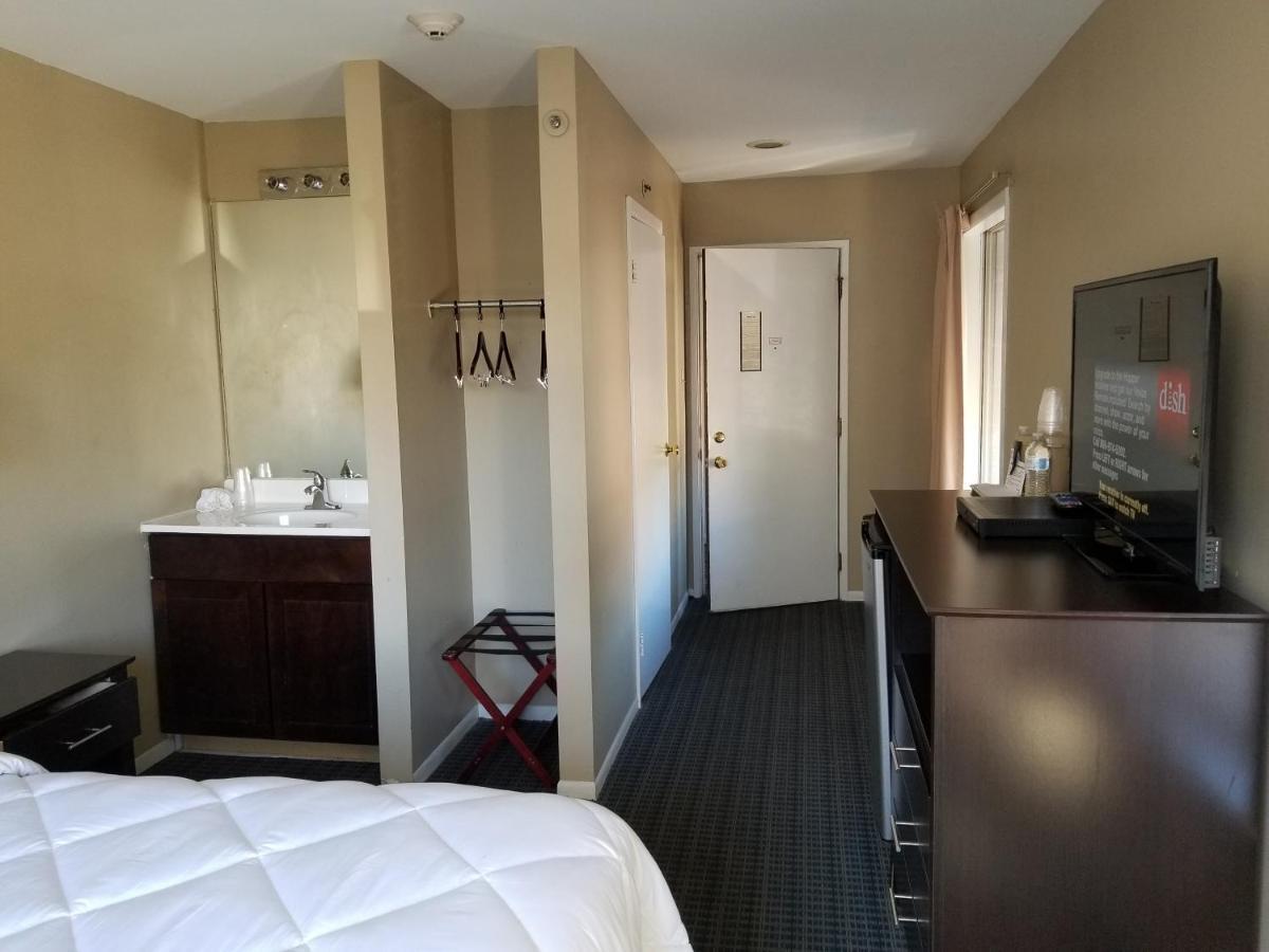 Mainstay Inn Финиксвилл Экстерьер фото
